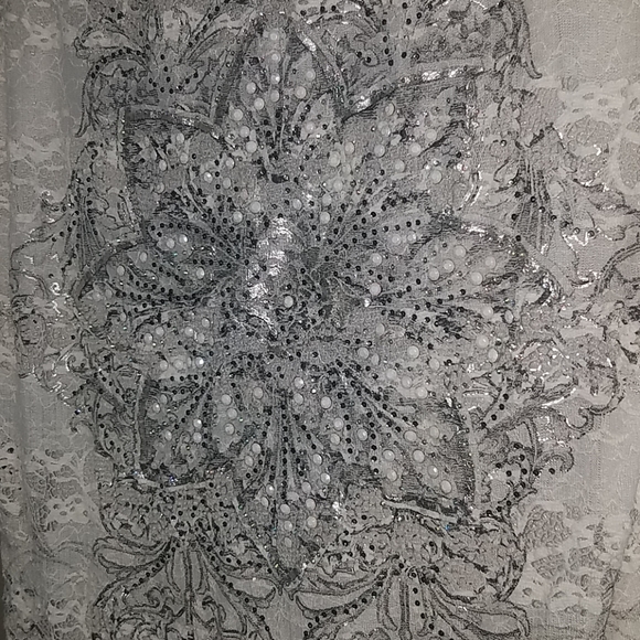 Angel's & Diamond T-Shirt - Picture 2 of 4